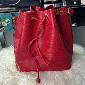 LV red epi leather noe